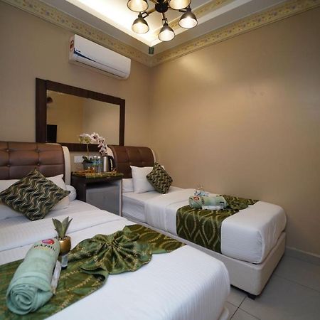 Ghazrin'S Classic Hotel Jb Johor Bahru Luaran gambar