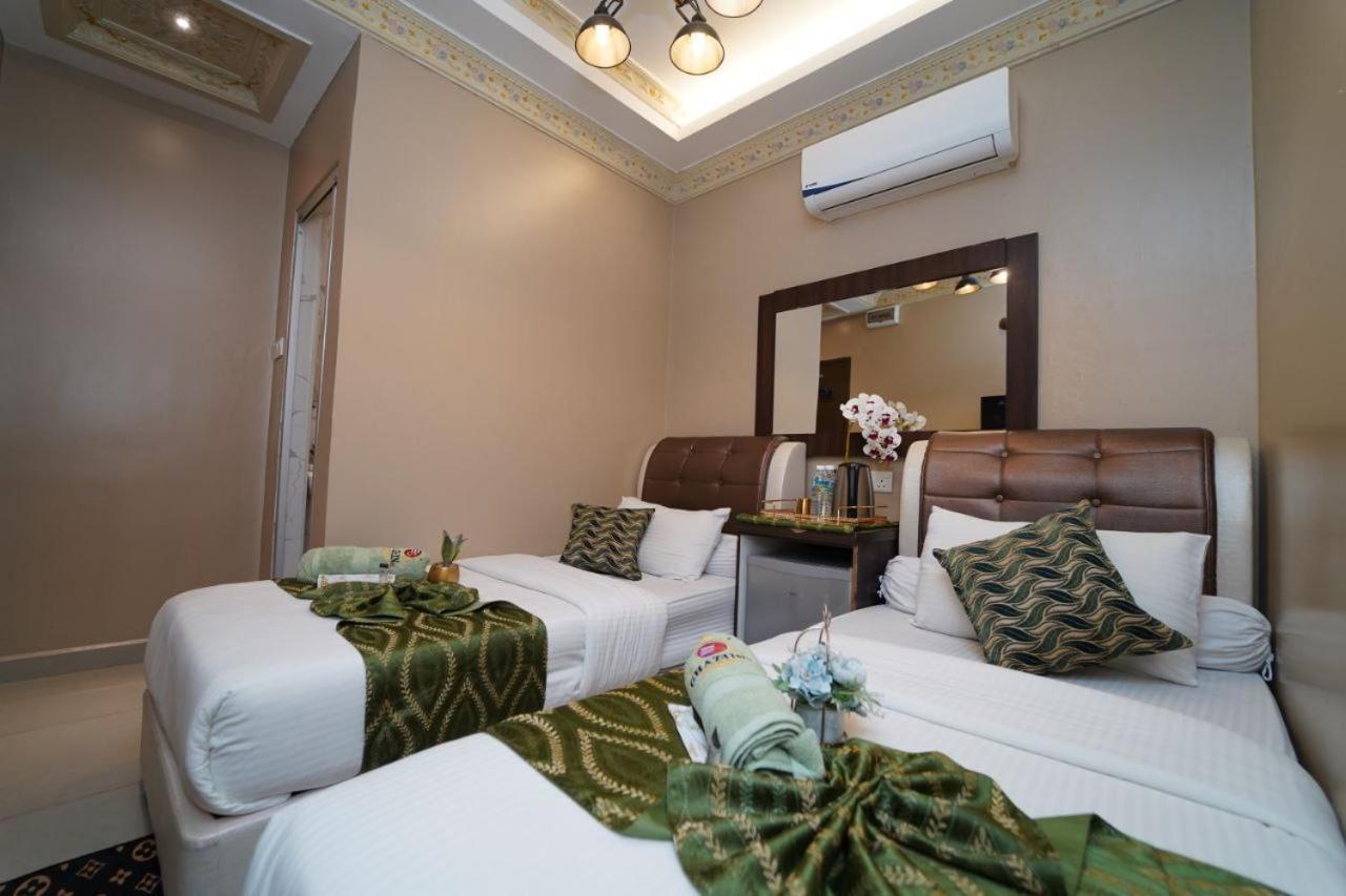 Ghazrin'S Classic Hotel Jb Johor Bahru Luaran gambar